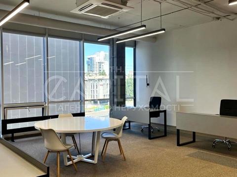 комерційна за адресою Товарна вул., 1