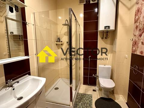 квартира за адресою Соборності вул. (Жовтнева), 53