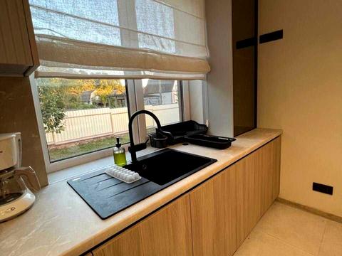 будинок за адресою смт. Новогуйвинське, Миру, 6