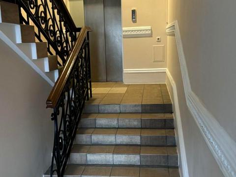 комерційна за адресою Музейний пров., 7