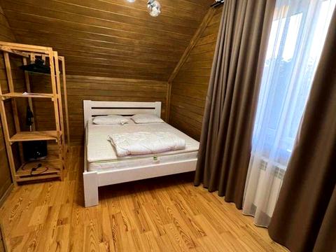 будинок за адресою смт. Новогуйвинське, Миру, 6