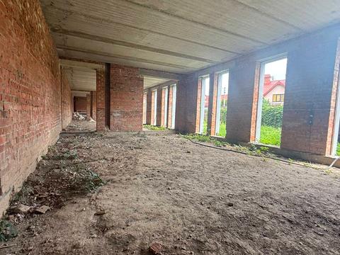 коммерческая по адресу Довбуша, 3