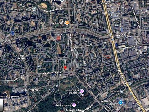 комерційна за адресою Мостицька вул., 4