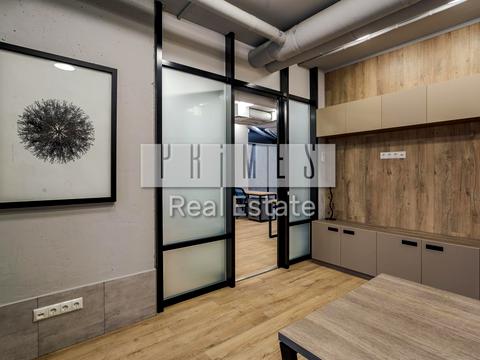 коммерческая по адресу Андрея Верхогляда ул. (Михайла Драгомирова), 14