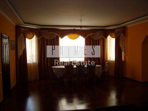 будинок за адресою Лісна