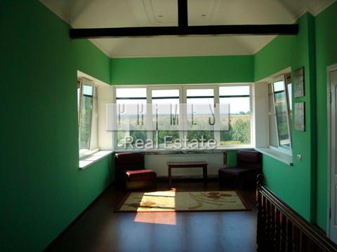 будинок за адресою Лісна