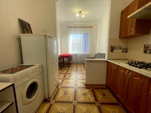 квартира за адресою Гетьманська вул. (Іллічівська), 104