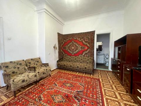 квартира за адресою Гетьманська вул. (Іллічівська), 104