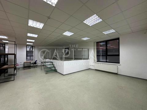 комерційна за адресою Красилівська вул., 7