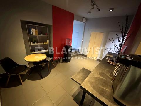 комерційна за адресою Голосіївський просп. (40-річчя Жовтня), 58-А