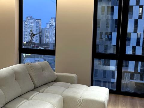 квартира за адресою Зарічна вул., 6