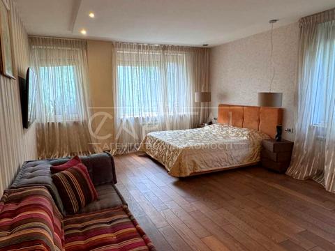 квартира по адресу Межигорская ул., 28