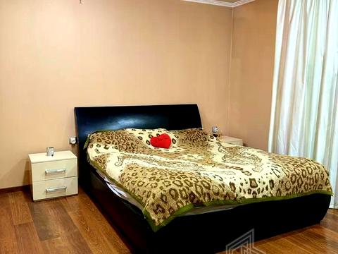 квартира за адресою Дарницький бульв., 8