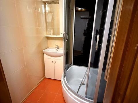 квартира за адресою Космічна вул., 78-А