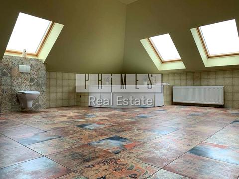 дом по адресу Центральна