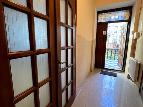 будинок за адресою Володимира Антоновича вул. ()