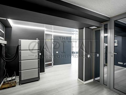 комерційна за адресою Миколи Бажана просп., 16