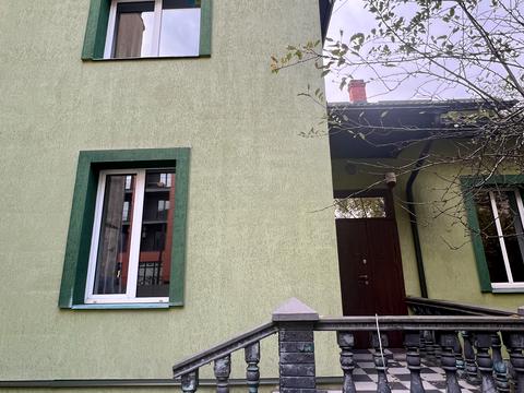 будинок за адресою Володимира Антоновича вул. ()