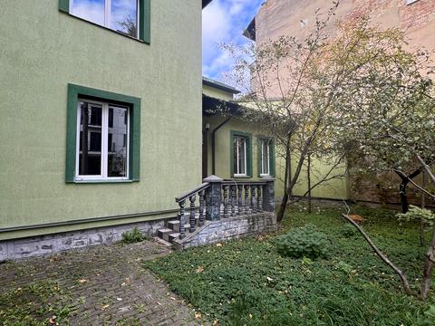 будинок за адресою Володимира Антоновича вул. ()