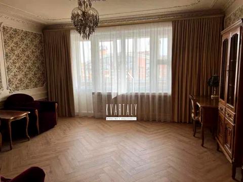 квартира по адресу Леси Украинки бульв., 21