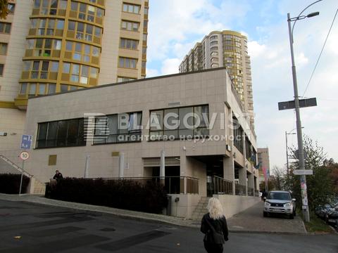 комерційна за адресою Голосіївський просп. (40-річчя Жовтня), 58-А
