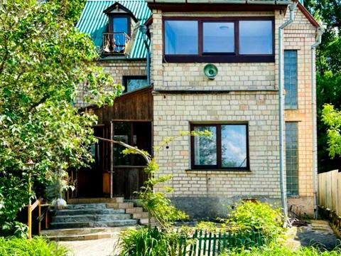 дом по адресу Перемоги, 11