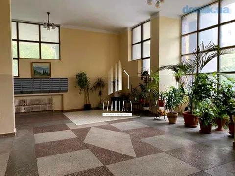 квартира по адресу Леси Украинки бульв., 21