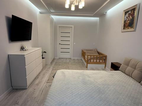 квартира за адресою Олександра Довженка вул., 21А