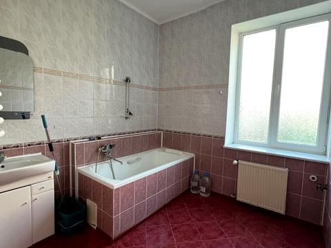 будинок за адресою Володимира Антоновича вул. ()