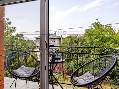 будинок за адресою Юності вул., 10