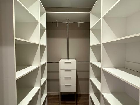 квартира за адресою Героїв Небесної Сотні просп., 16/10