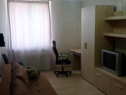 квартира за адресою Василя Симоненка вул., 107-Б