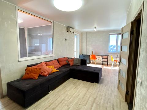 квартира за адресою Героїв полку "Азов" вул. (Маршала Малиновського), 8