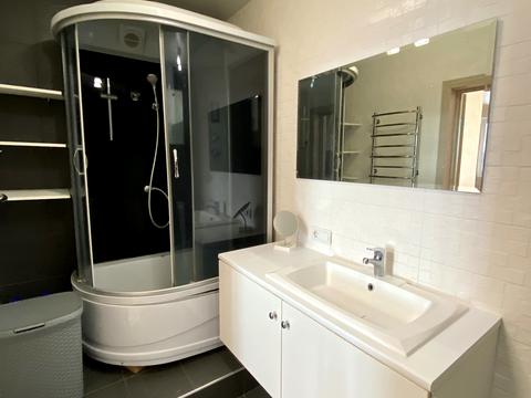 квартира за адресою Героїв полку "Азов" вул. (Маршала Малиновського), 8