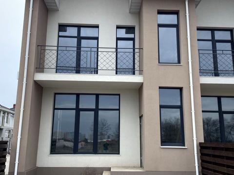 будинок за адресою Центральна вул.