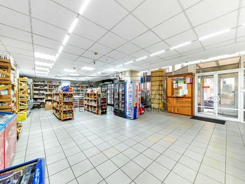 комерційна за адресою Павлівська вул., 18