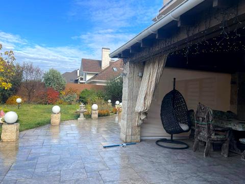 будинок за адресою Авіаторів, 5