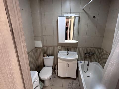 квартира за адресою Дмитра Луценка вул. (Крейсера "Аврора"), 18