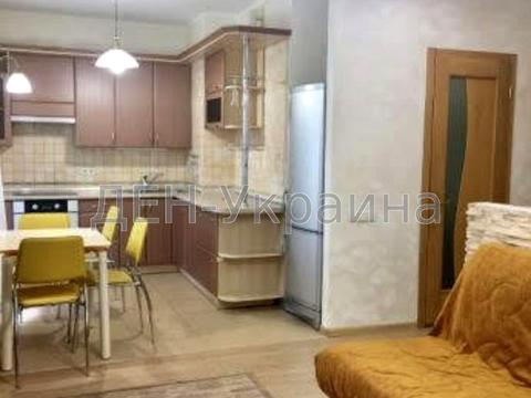 квартира за адресою Почайнинська вул., 25/49