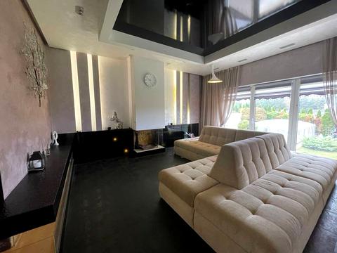 будинок за адресою Авіаторів, 5