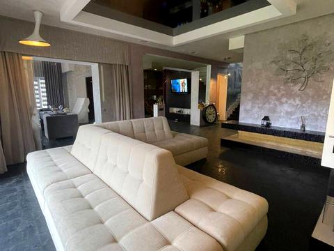 будинок за адресою Авіаторів, 5