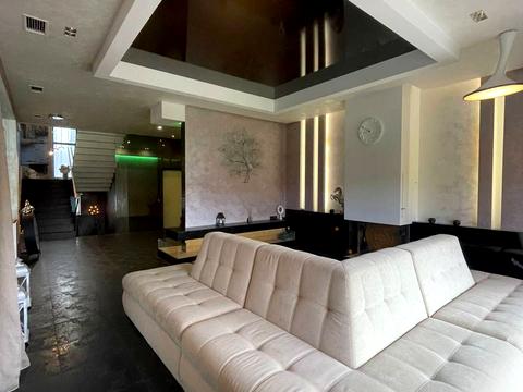 будинок за адресою Авіаторів, 5