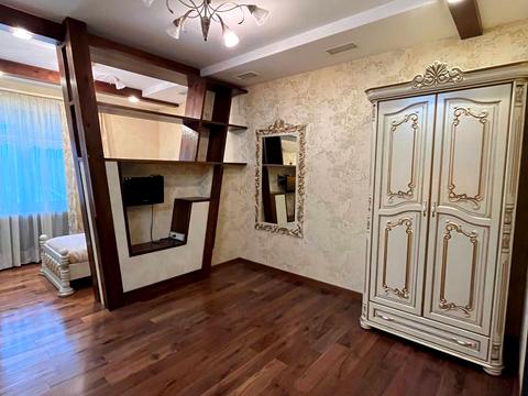 будинок за адресою Авіаторів, 5