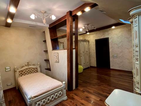 будинок за адресою Авіаторів, 5