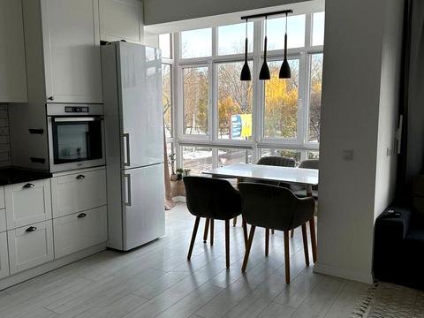 квартира за адресою Андрія Мельника вул., 10