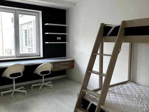 квартира за адресою Андрія Мельника вул., 10