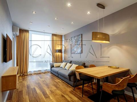 квартира за адресою Зарічна вул., 2к2