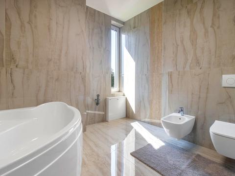 дом по адресу Корсунская ул., 4