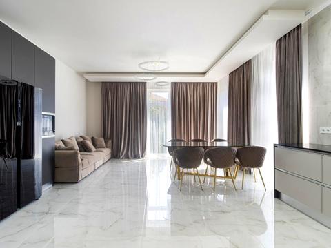 дом по адресу Корсунская ул., 4