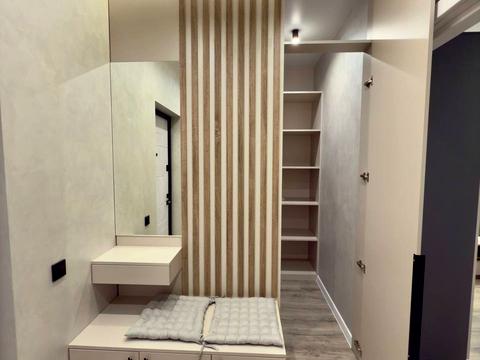 квартира по адресу Володимирська ул., 1